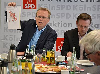 Jochen Ott und Martin Börschel auf der SPD-Pressekonferenz 26-04-2012
