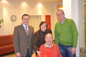 Goldenes Parteijubiläum im Januar 2014 Martin Börschel und Jochen Ott gratulieren Günter Herterich zu 50 Jahren SPD-Mitgliedschaft